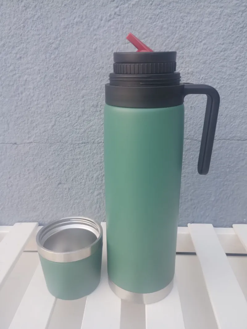 TERMO MEDIA MANIJA (verde mate) — Termos