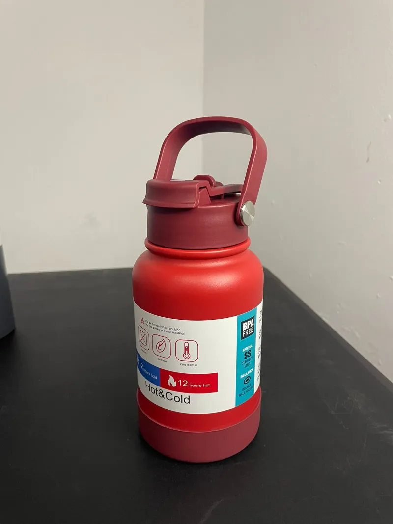 Botella Térmica 950 ml — Térmico